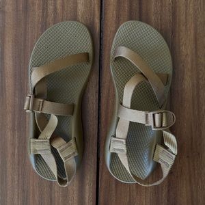 Brand new without tags Chaco’s Z1 classic women’s sandal